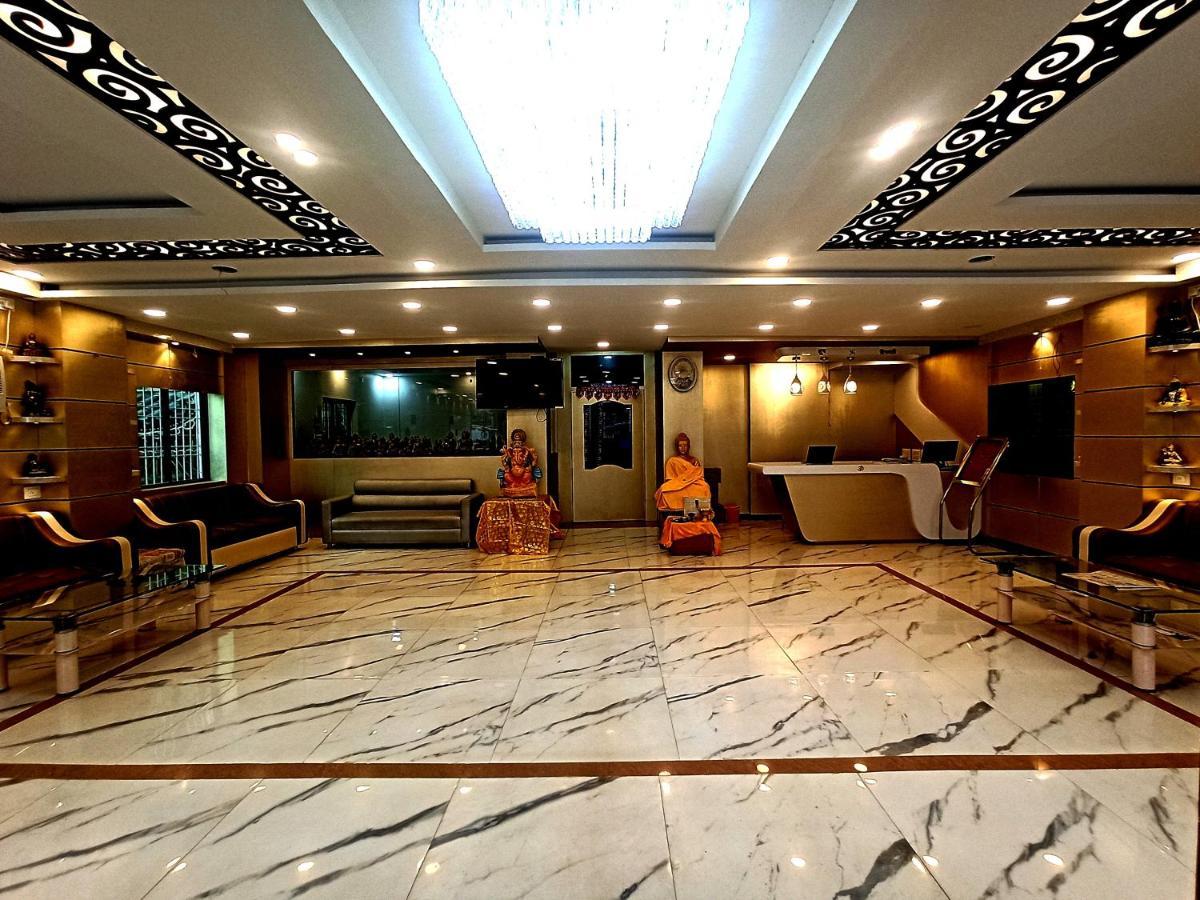 Hotel Om International Bodh Gaya Exterior photo